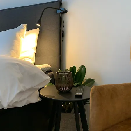 Orange Tower & Free Parking Таллінн