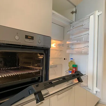 Апартаменты Orange Tower & Free Parking Таллин