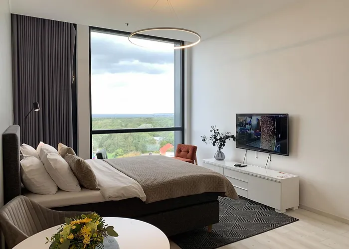 Orange Tower & Free Parking * Tallinn