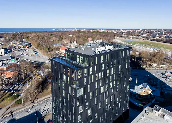 Orange Tower & Free Parking Апартаменти Таллінн