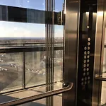 Orange Tower & Free Parking Apartamento